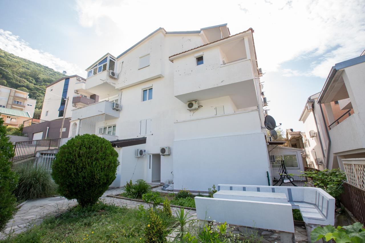 Апартаменты Valentina Apartman Петровац Экстерьер фото